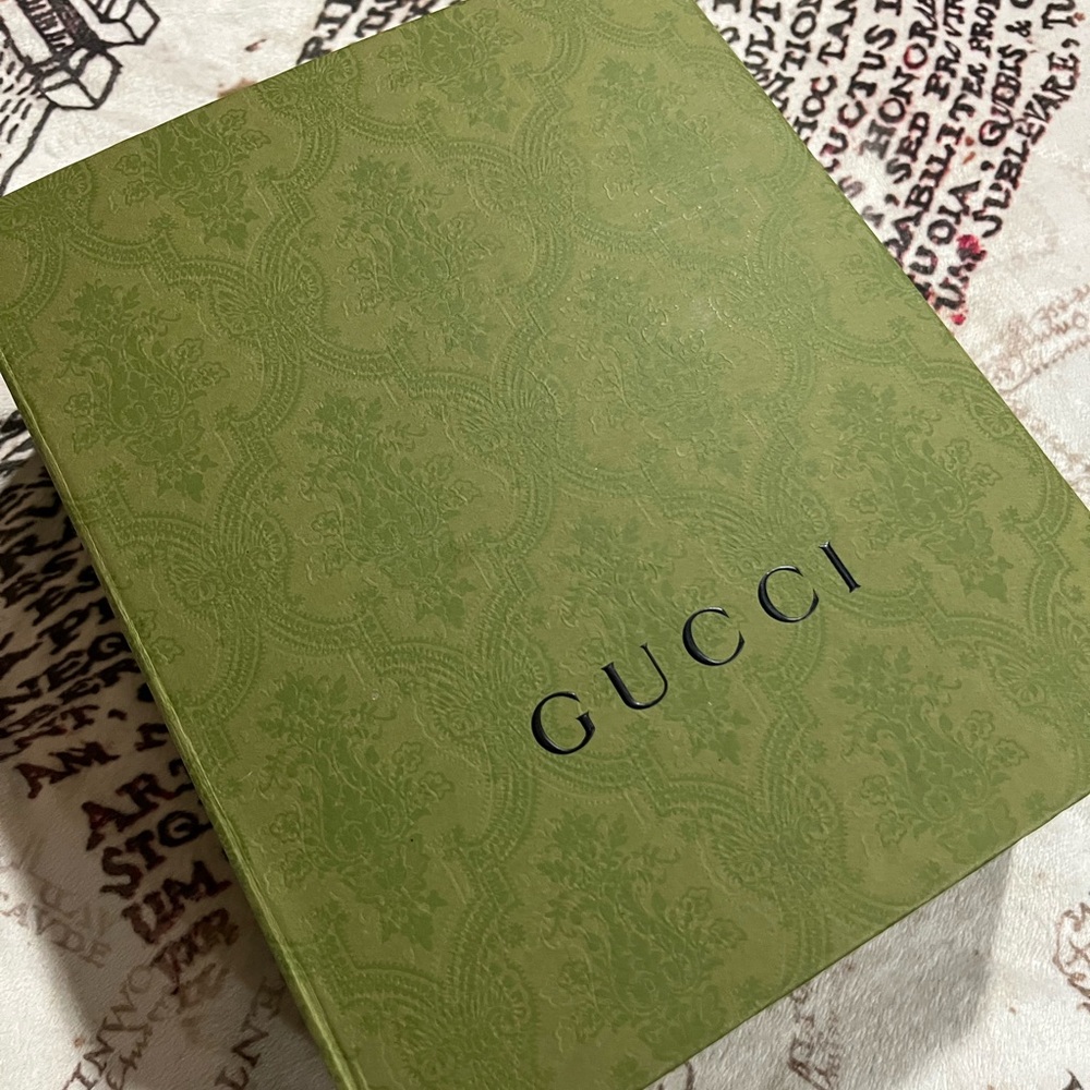 Gucci Olive Green Embossed Box
